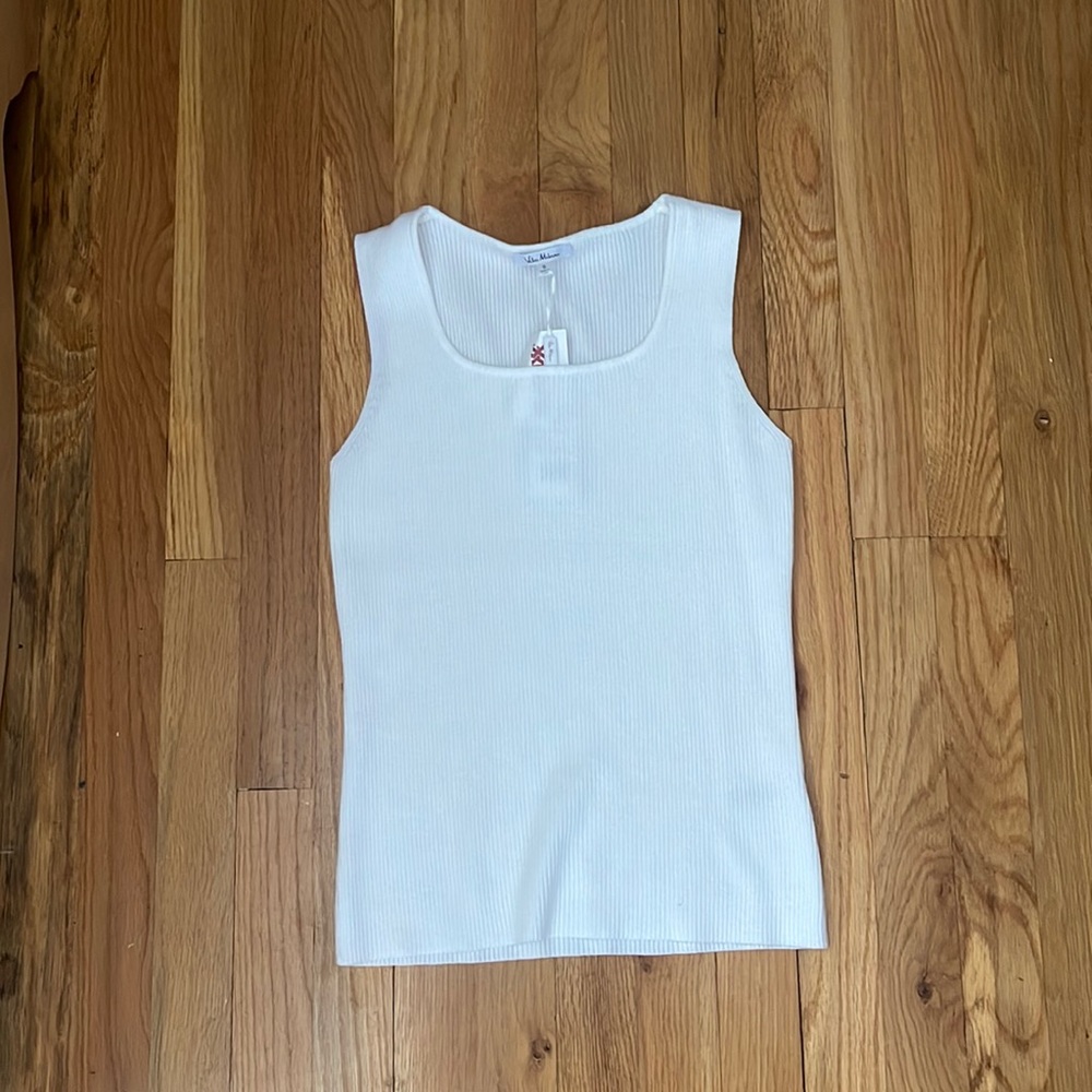 White knit tank top